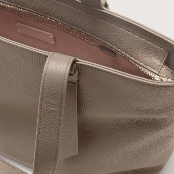 COCCINELLE TOTE -  Italian Leather - Picture 14 of 14